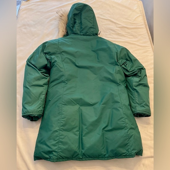 VINTAGE! L.L. Bean Goose Down Parka with Fur Hood- see measurements - Picture 10 of 16